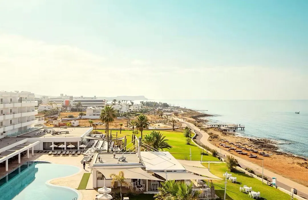 Piere - Anne Beach Hotel-1